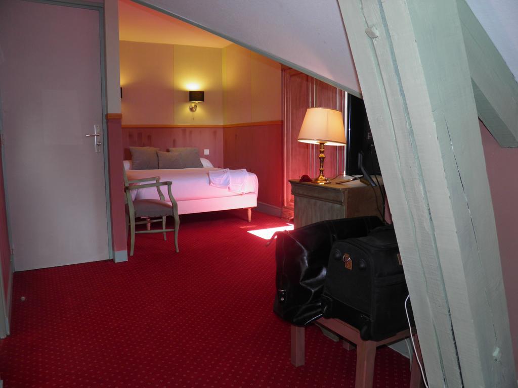 Hotel Le Relais du Soleil d'Or à Montignac-Lascaux Extérieur photo